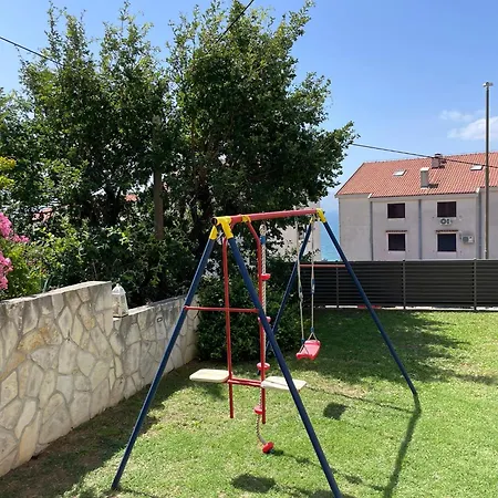 Mirela 2 Apartment
